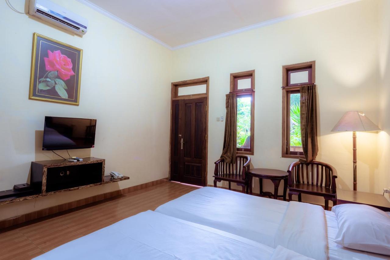 Hotel Mahkota Plengkung By Ecommerceloka Banyuwangi  Exterior photo
